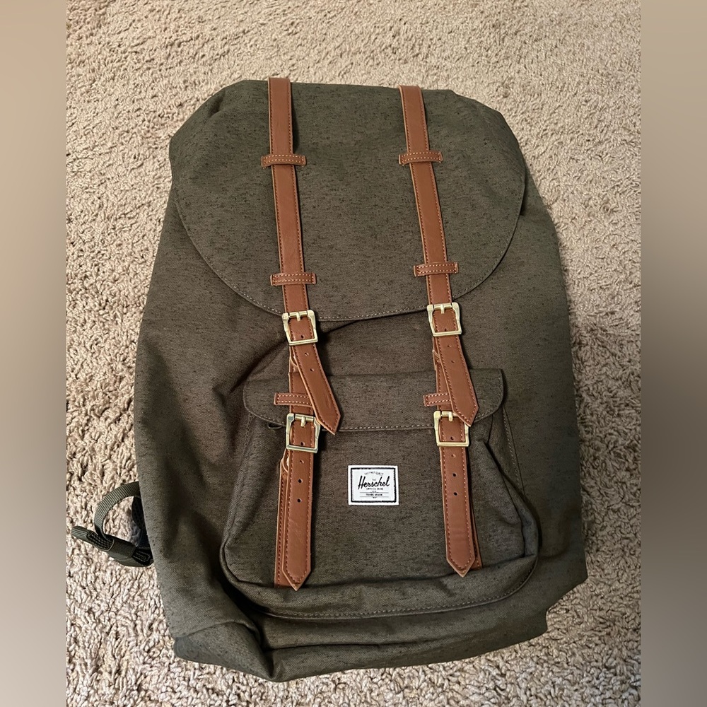 NWOT Hershel Little American Backpack - Forest Green